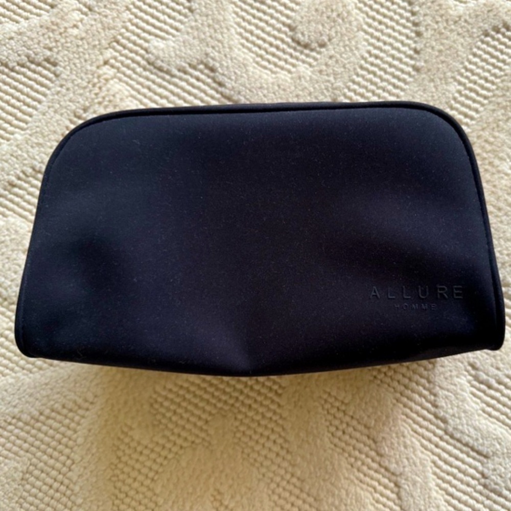 NWOT 🤩CHANEL - LUXURY ALLURE HOMME BLACK UNISEX TWO COMPARTMENT TOILETRIES BAG - Picture 1 of 7